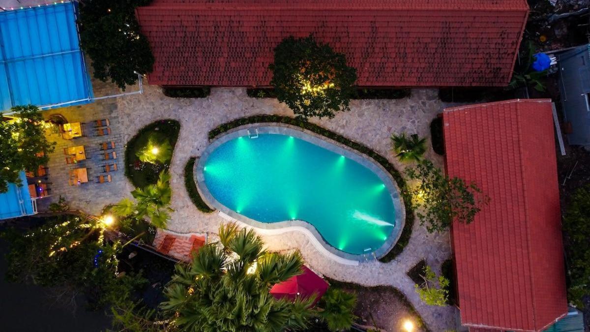 D&D Riverside Homestay Xuan Son Екстериор снимка